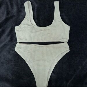 SHEIN swimsuit 2 piece olive‎ green size small